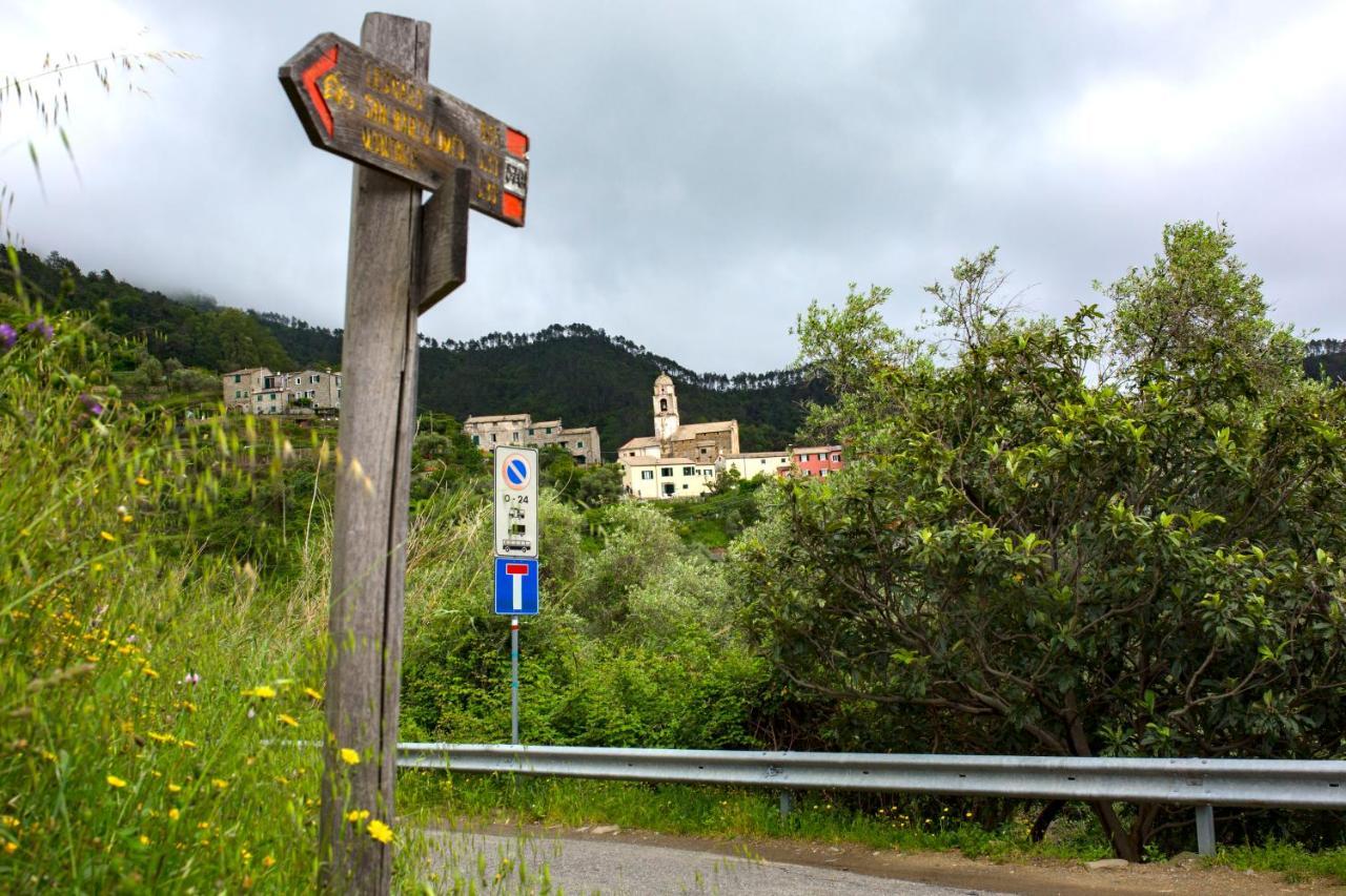 Casa Vacanze Tra Le Mura Levanto Exterior photo